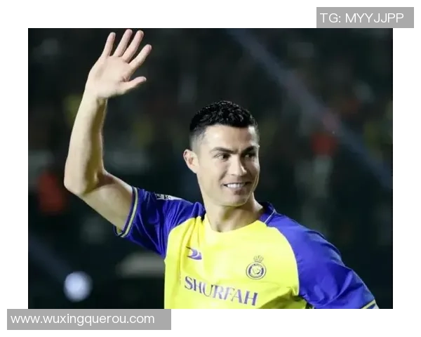 中国足球最帅球星是谁 他为何成为球迷心中的偶像与焦点