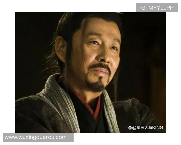 光头足球球星的传奇之路：从草根到世界舞台的荣耀与坚持